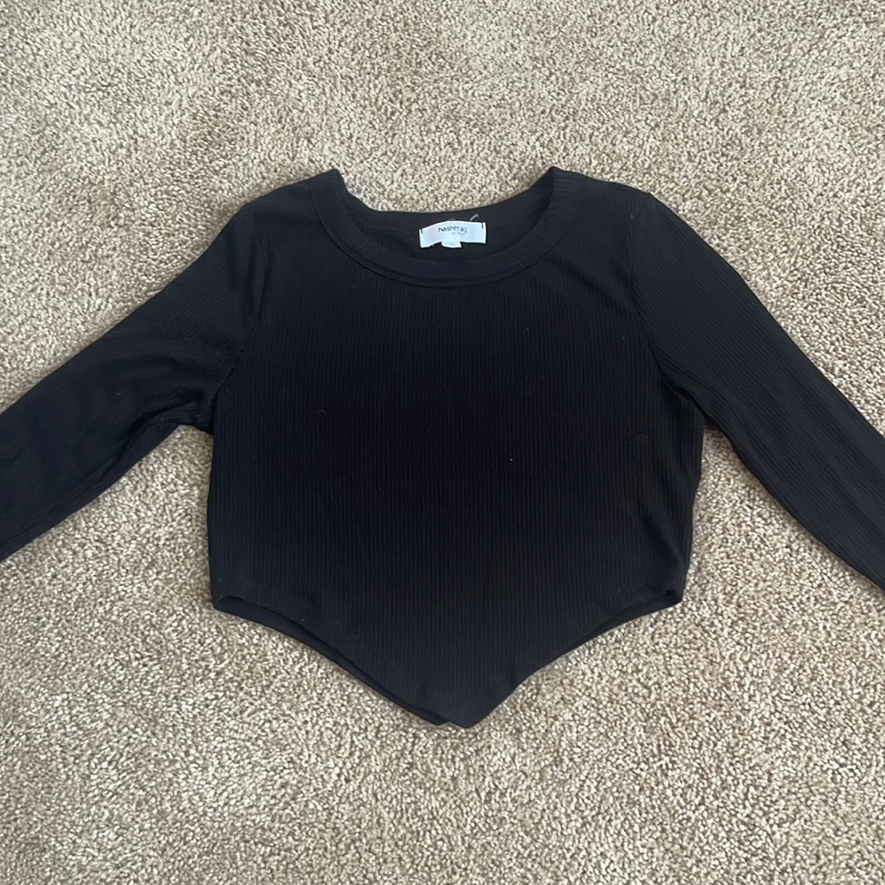 Hashttag Ribbed Long-Sleeve Cropped Top with V Cut Bottom